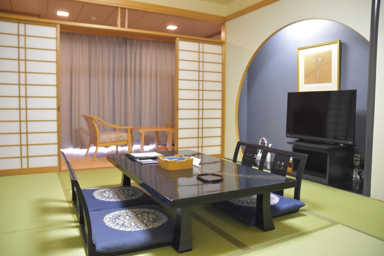 The Gran Resort Elegante Awajishima ภายนอก รูปภาพ